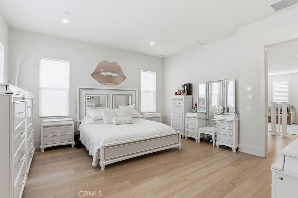 108 Oakstone