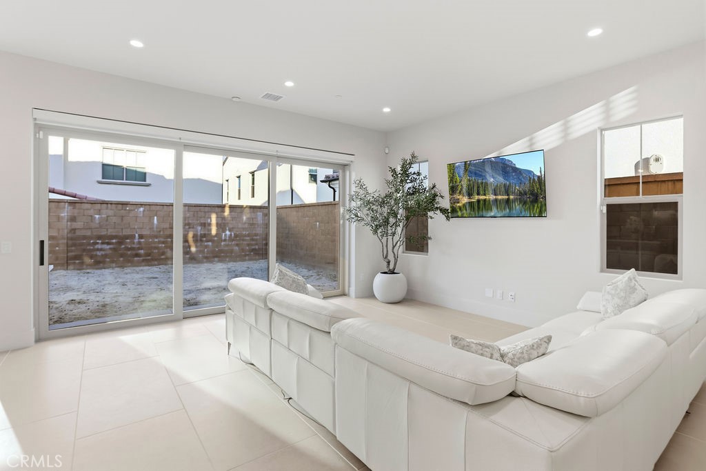 108 Oakstone