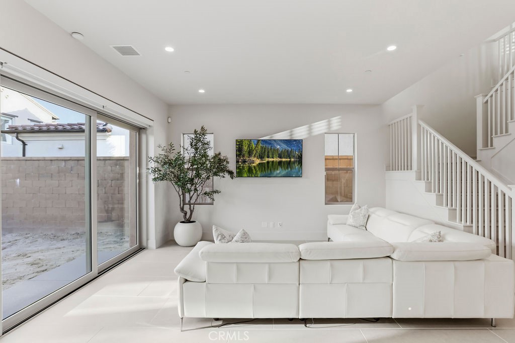 108 Oakstone
