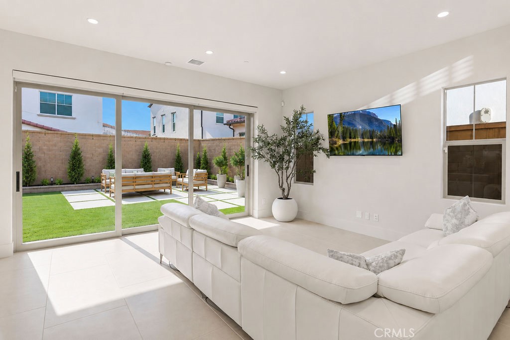 108 Oakstone