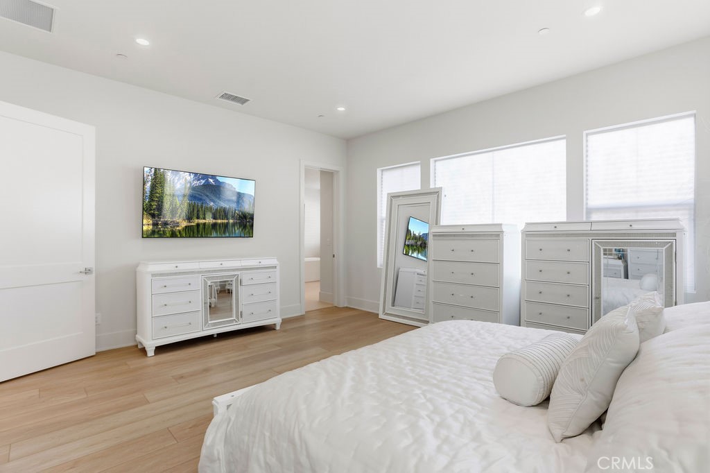 108 Oakstone