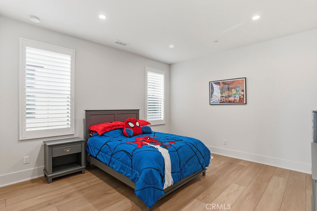 108 Oakstone