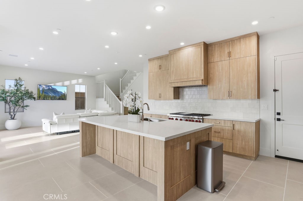 108 Oakstone
