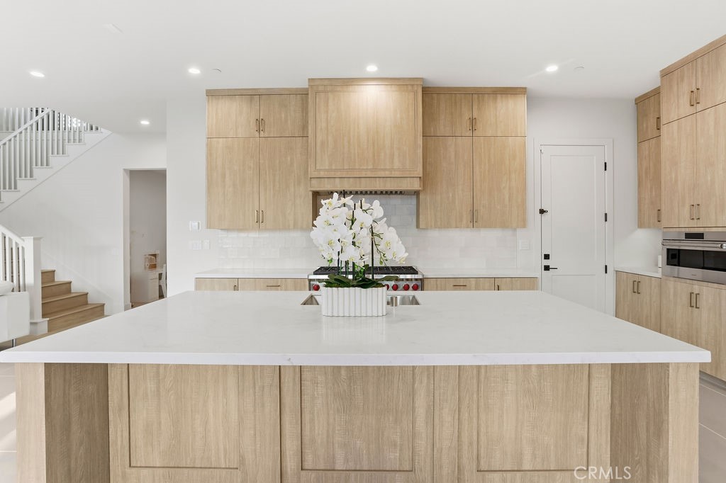 108 Oakstone
