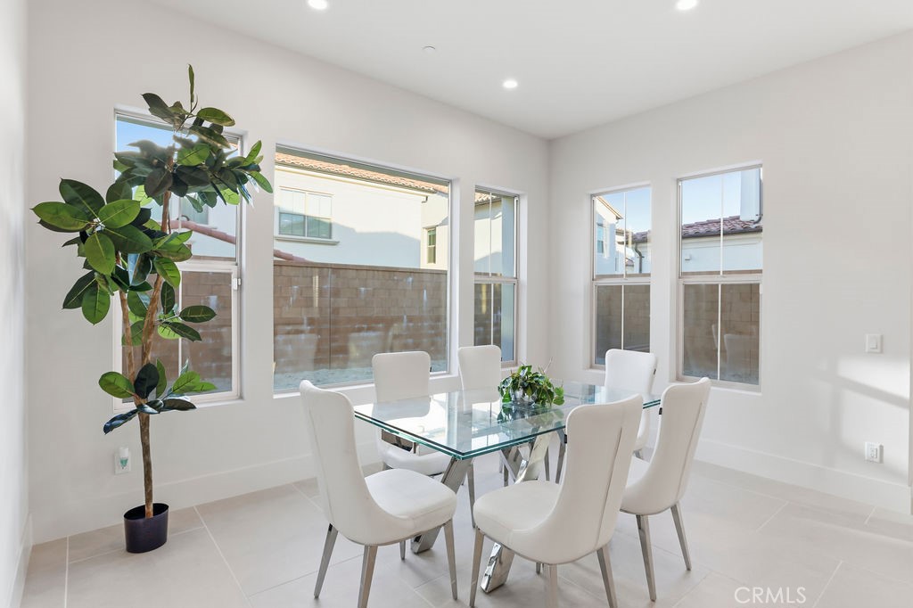 108 Oakstone