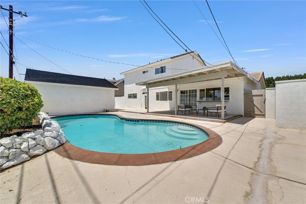 944 East Bastanchury Road