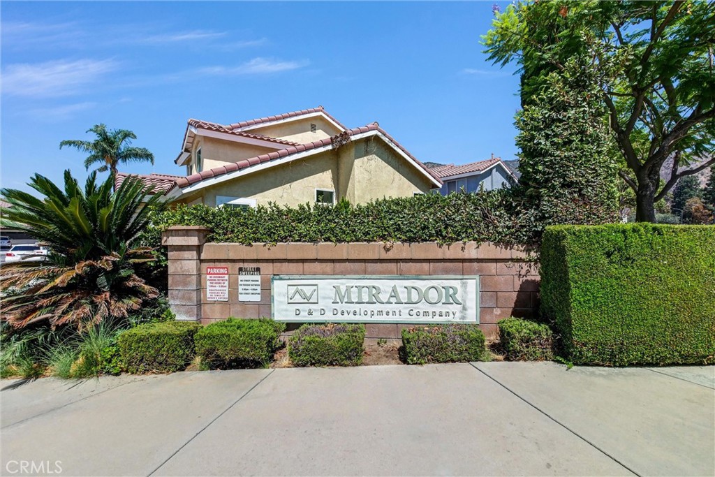 1813 Mirador