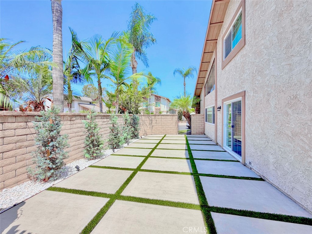 2134 N Pami Circle