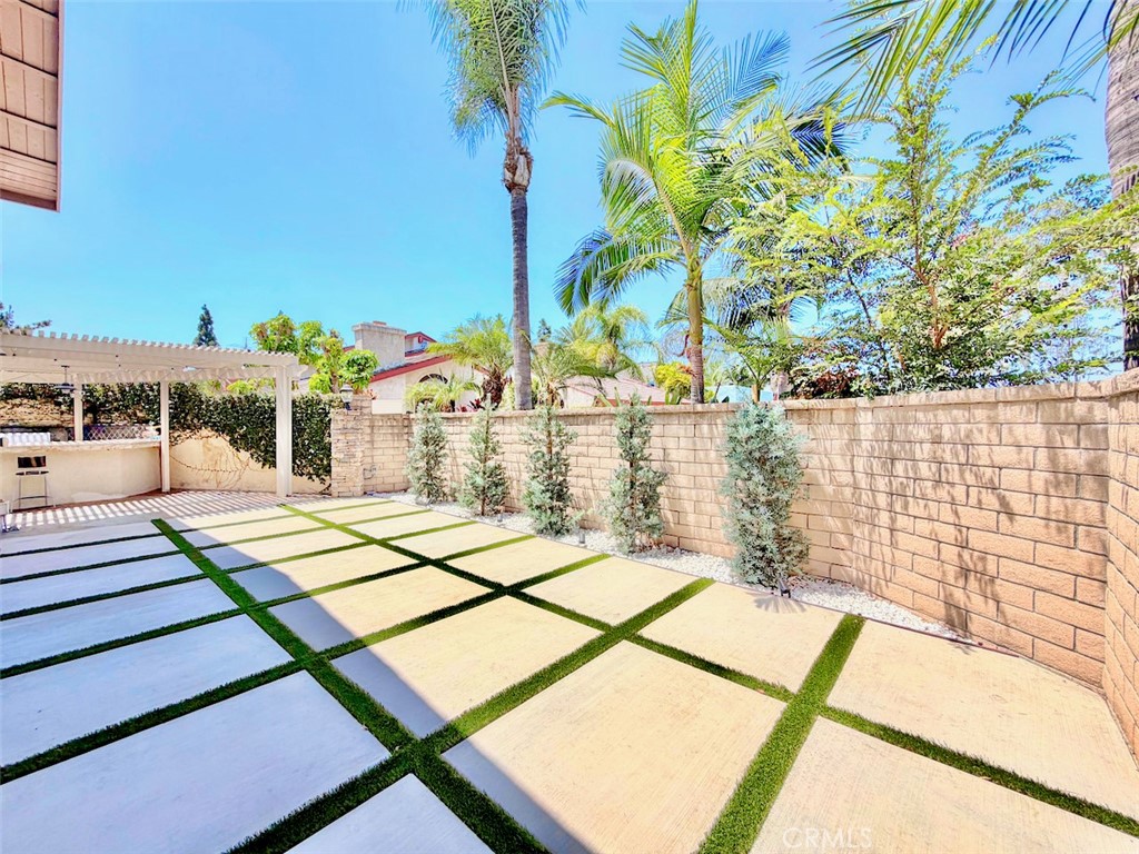 2134 N Pami Circle