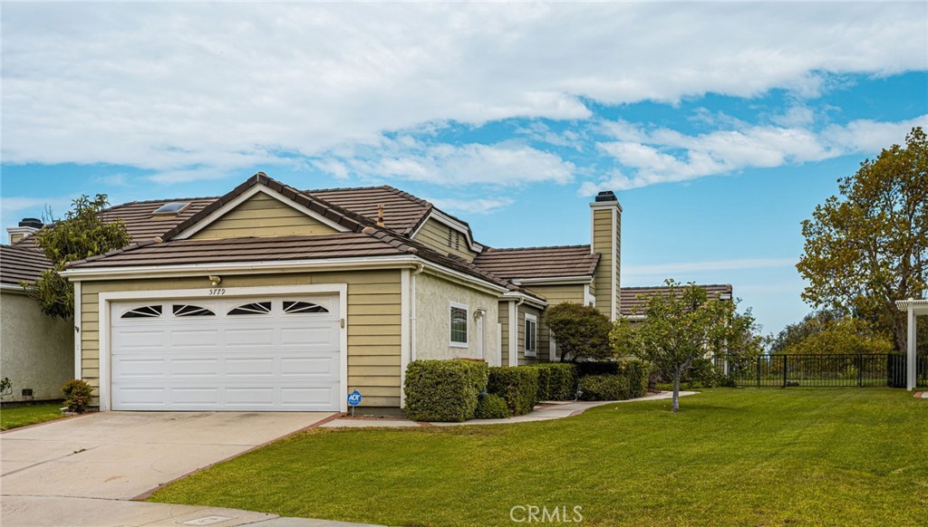 5779 E Hudson Bay
