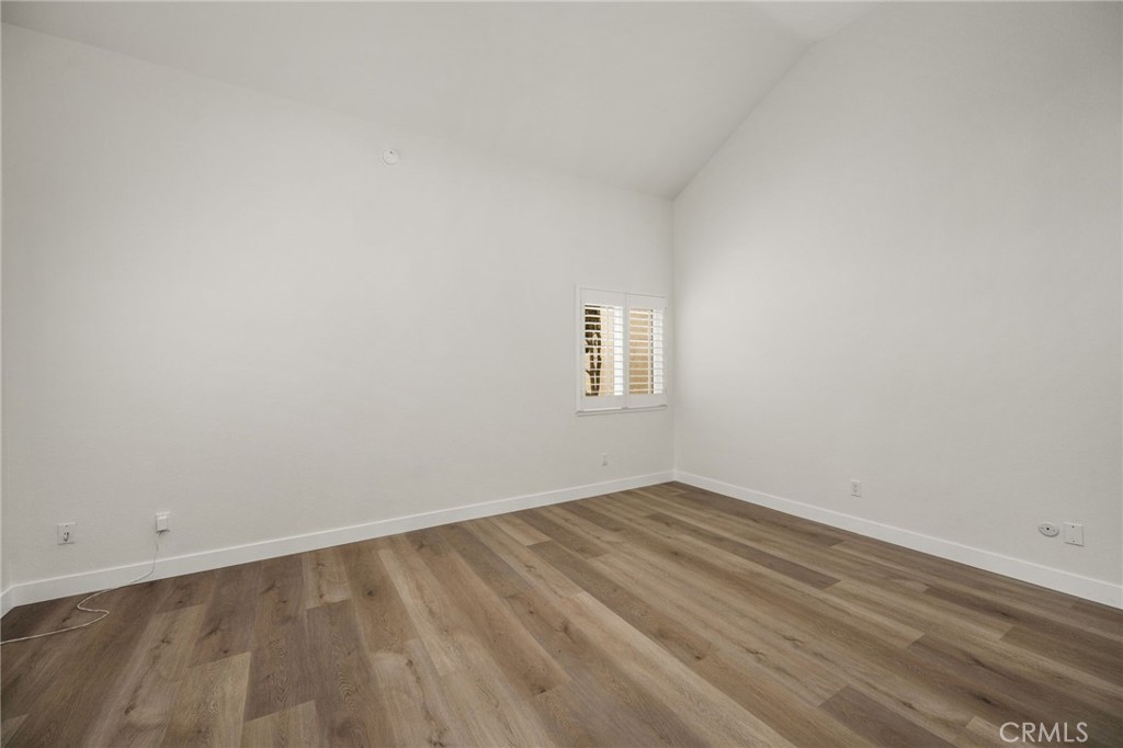 5779 E Hudson Bay