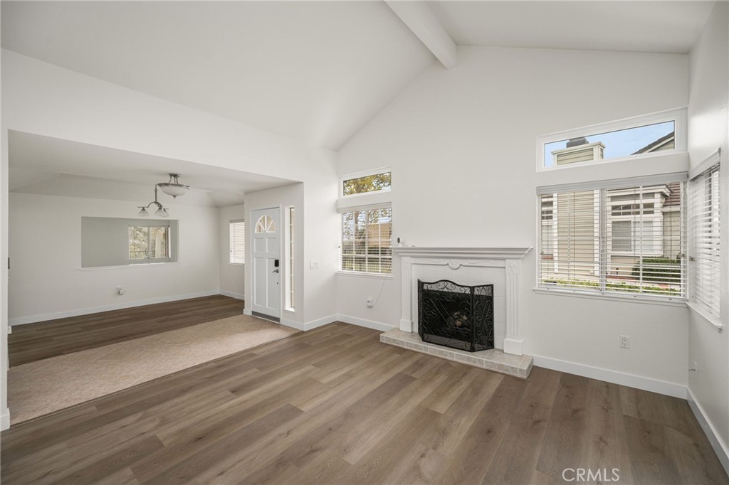 5779 E Hudson Bay