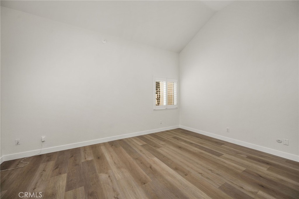 5779 E Hudson Bay