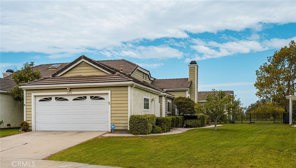 5779 E Hudson Bay