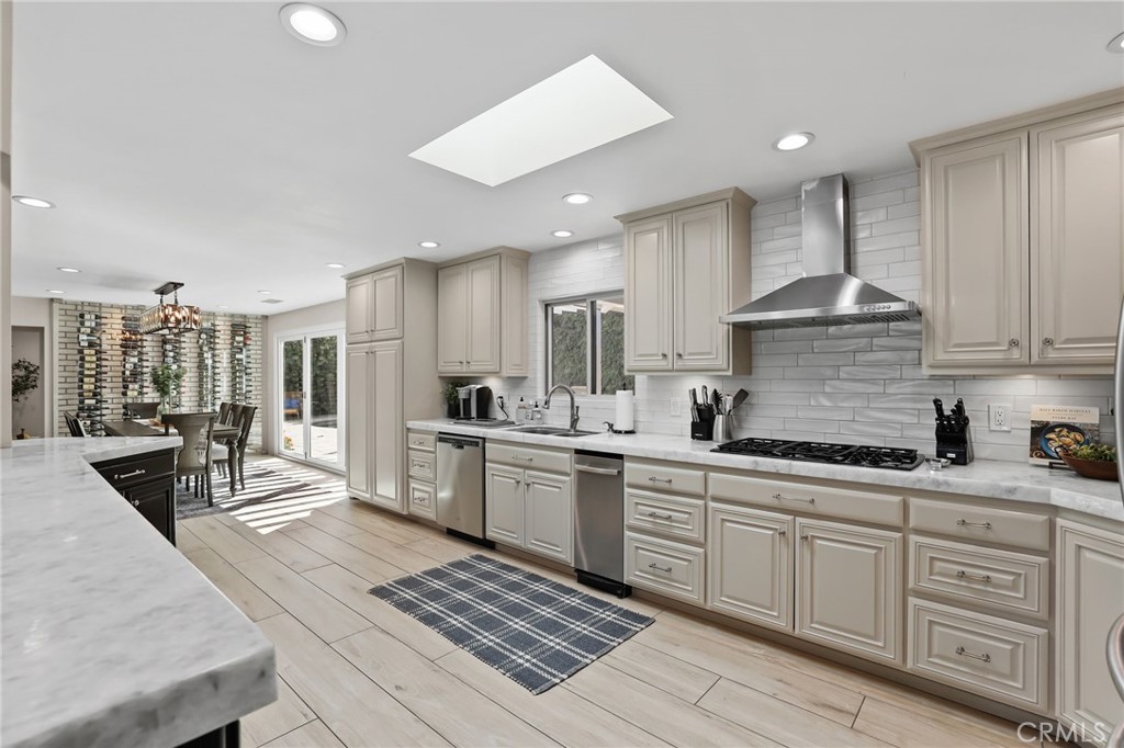 11801 Norgrove