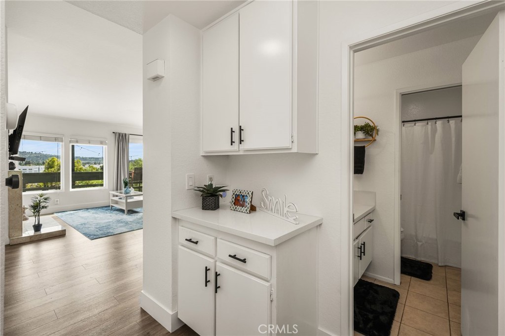 2041 Orchard Drive 17