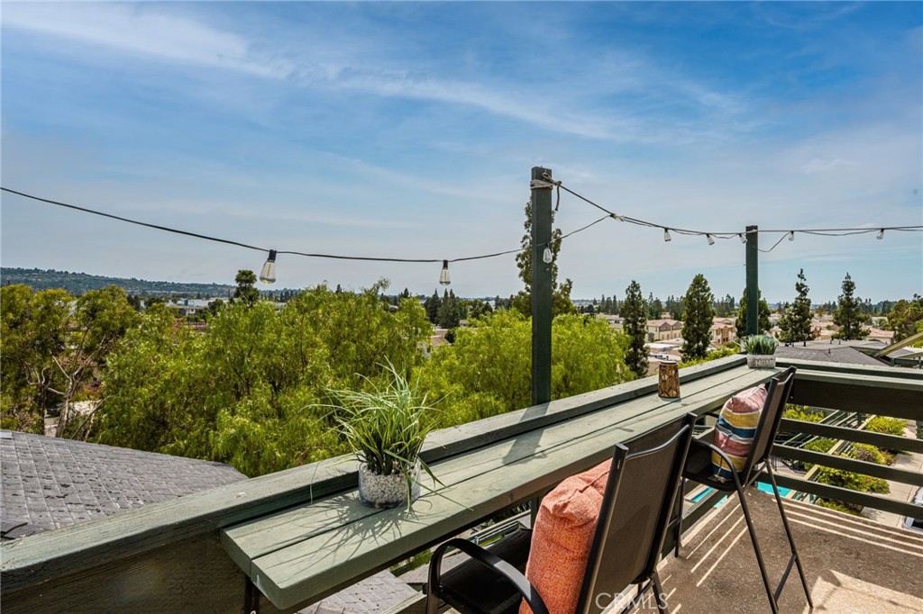 2041 Orchard Drive 17