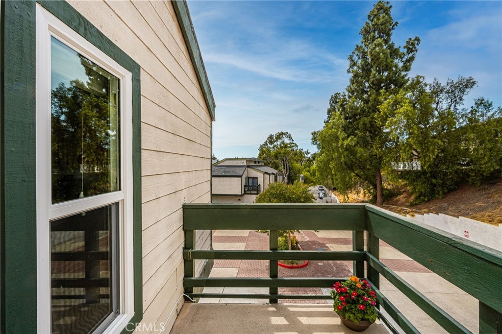 2041 Orchard Drive 17