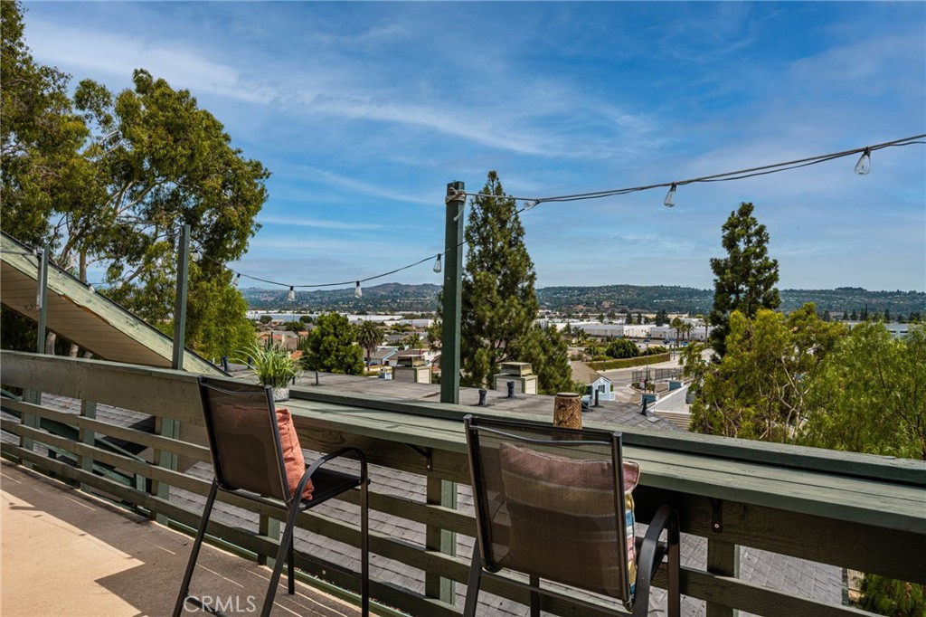2041 Orchard Drive 17
