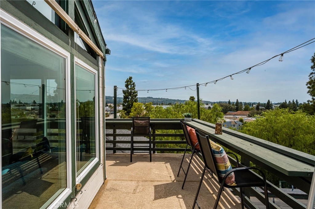 2041 Orchard Drive 17