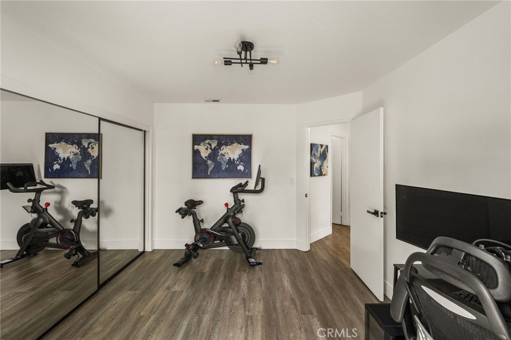 2041 Orchard Drive 17