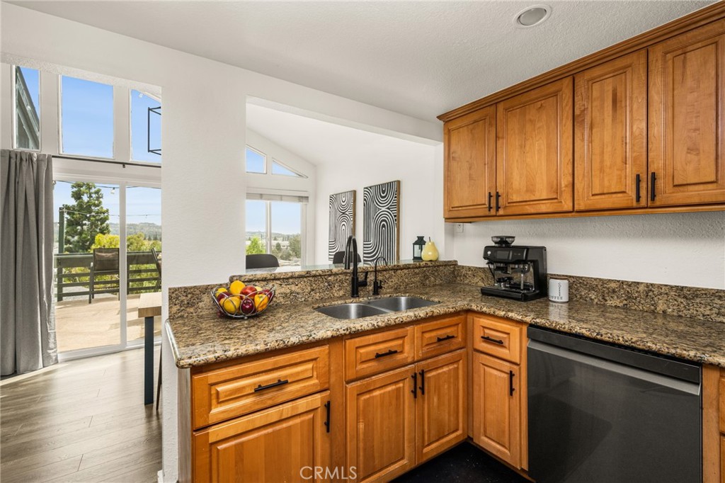 2041 Orchard Drive 17