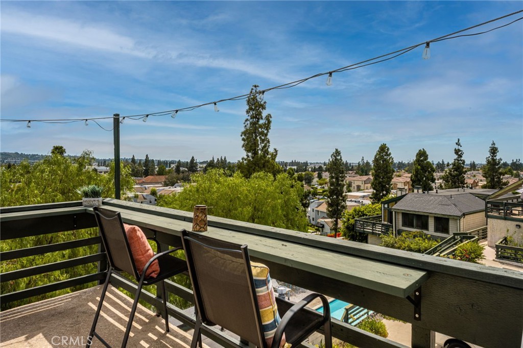 2041 Orchard Drive 17