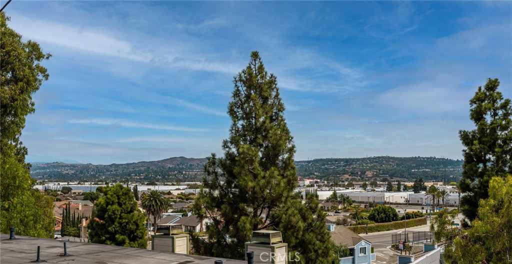 2041 Orchard Drive 17