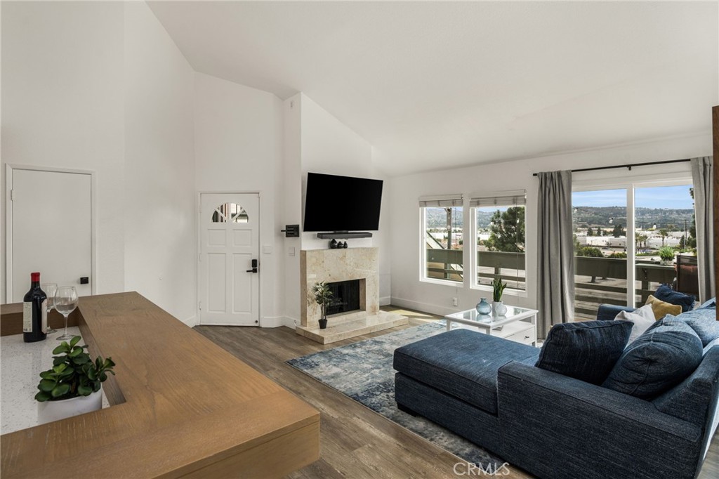2041 Orchard Drive 17