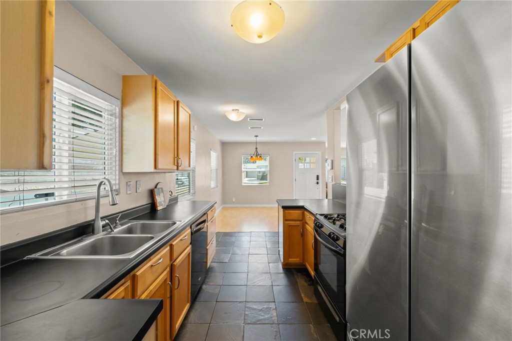 5703 Briercrest