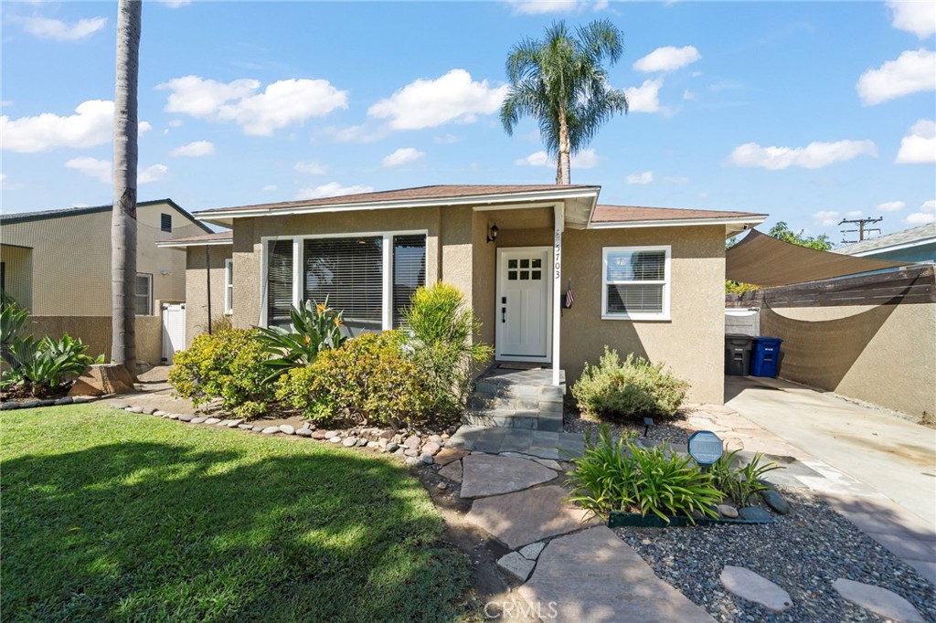 5703 Briercrest