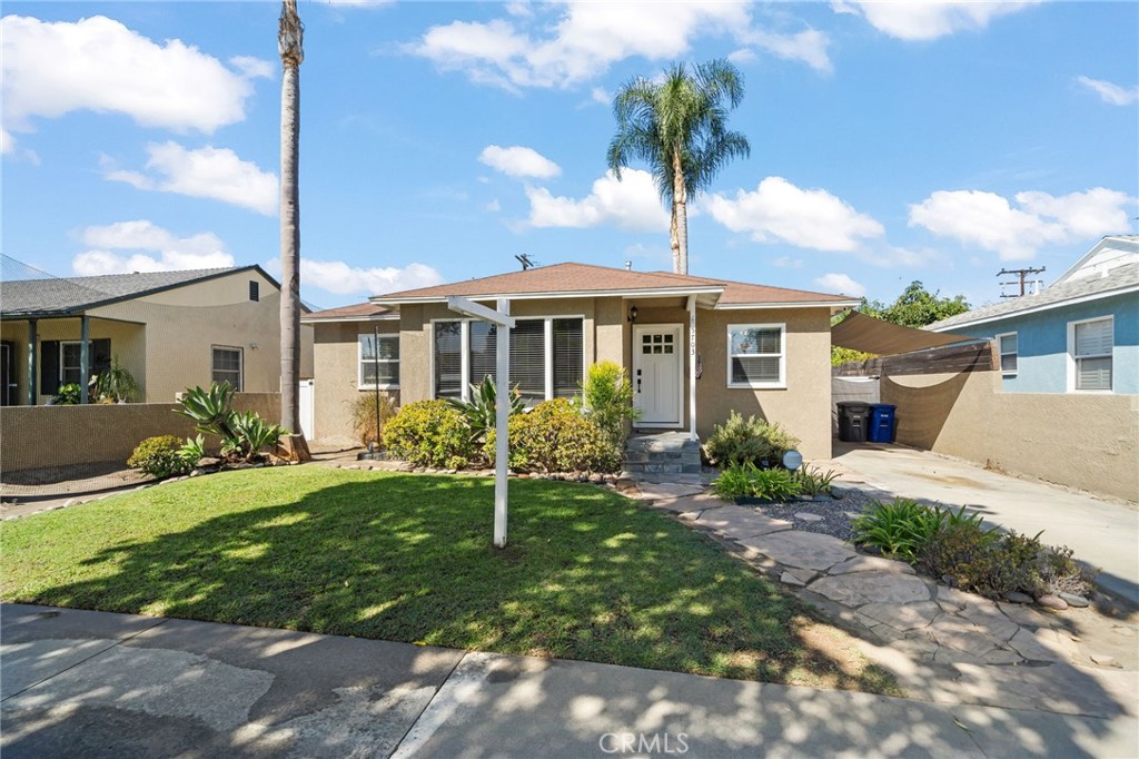 5703 Briercrest