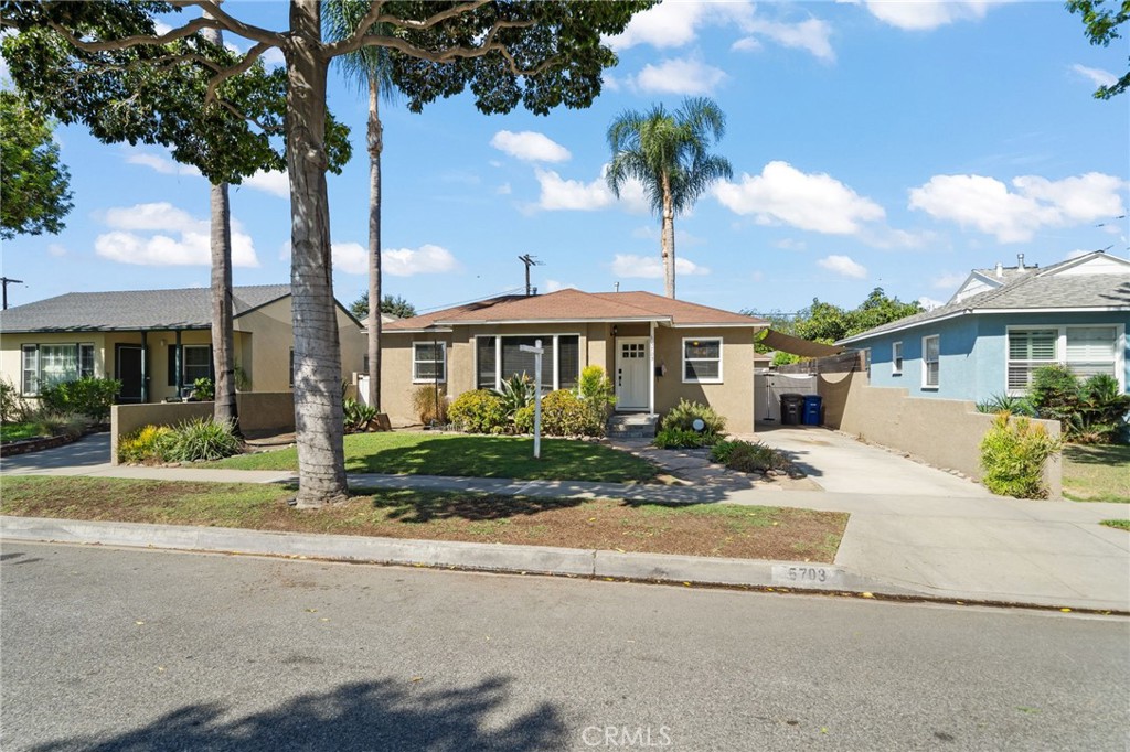 5703 Briercrest