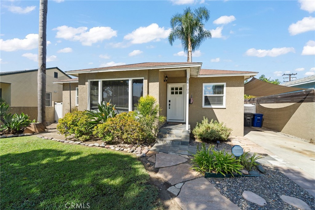 5703 Briercrest