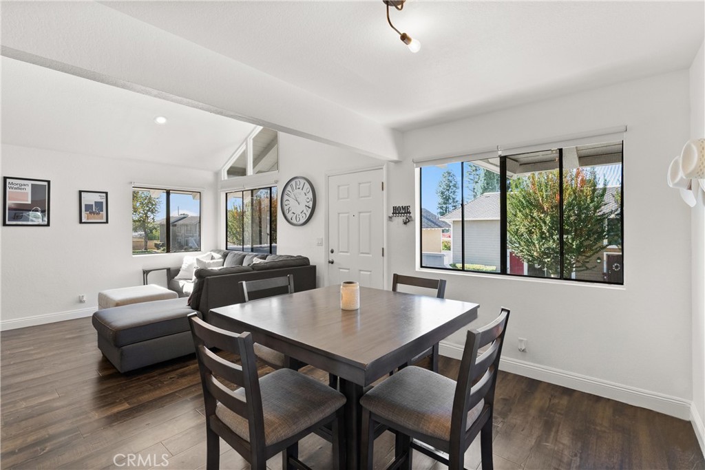 700 W Walnut Avenue 25