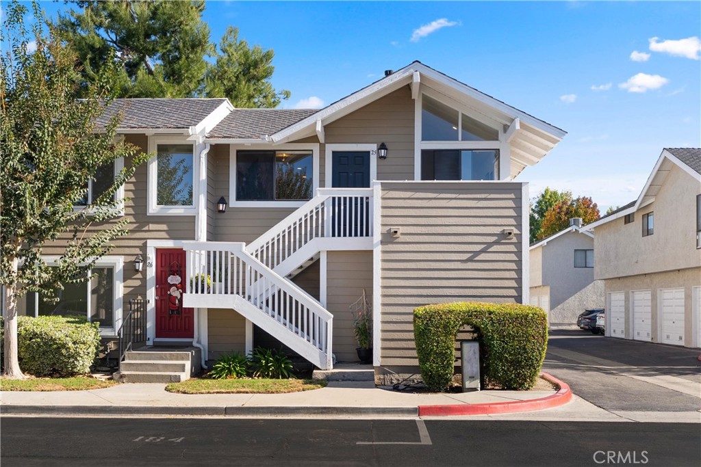 700 W Walnut Avenue 25