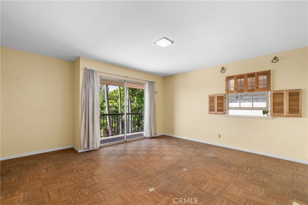 948 W Buffington