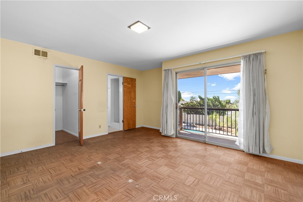 948 W Buffington