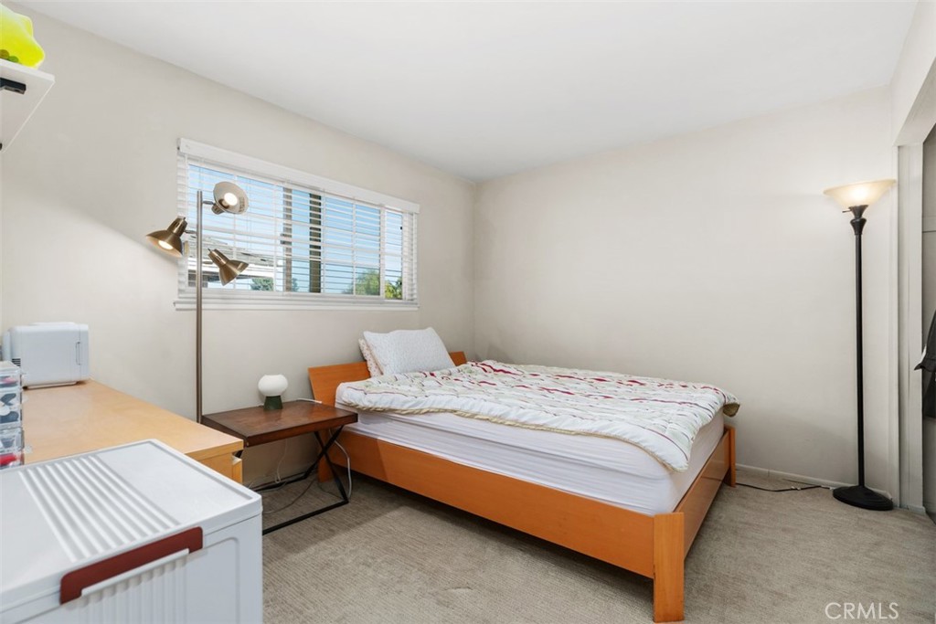 5023 Evergreen
