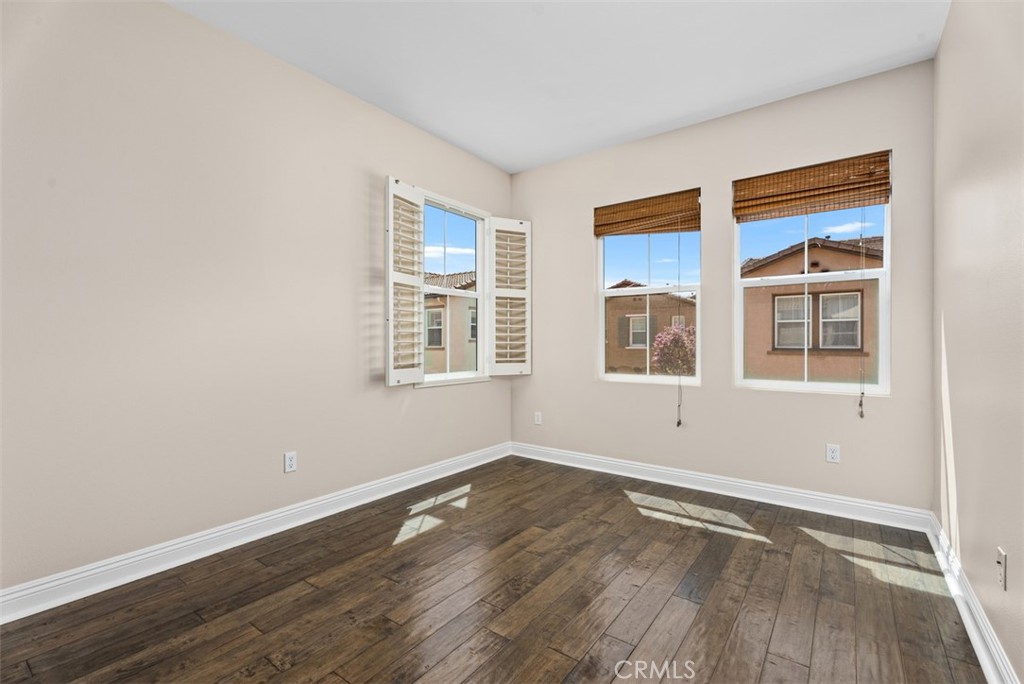 2992 E Coalinga