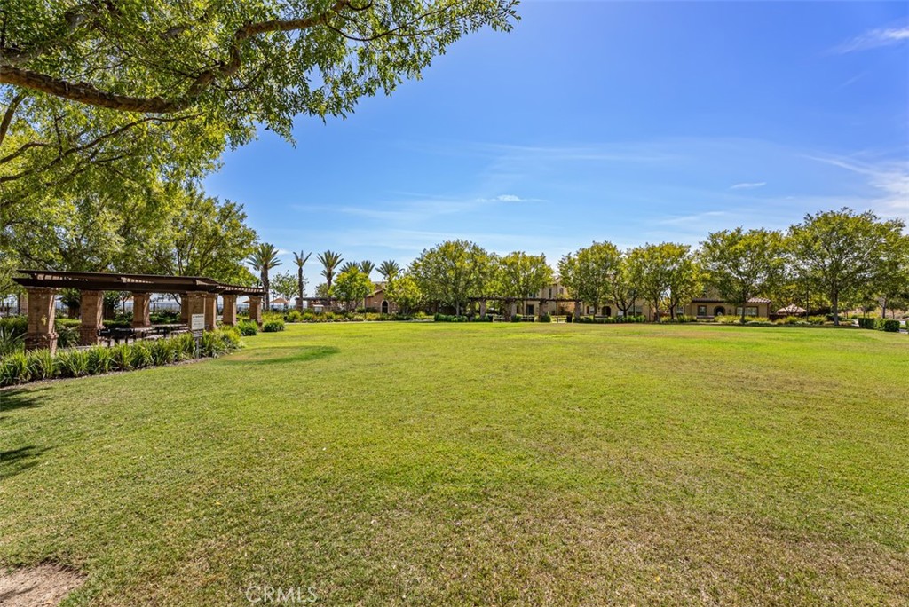 2992 E Coalinga