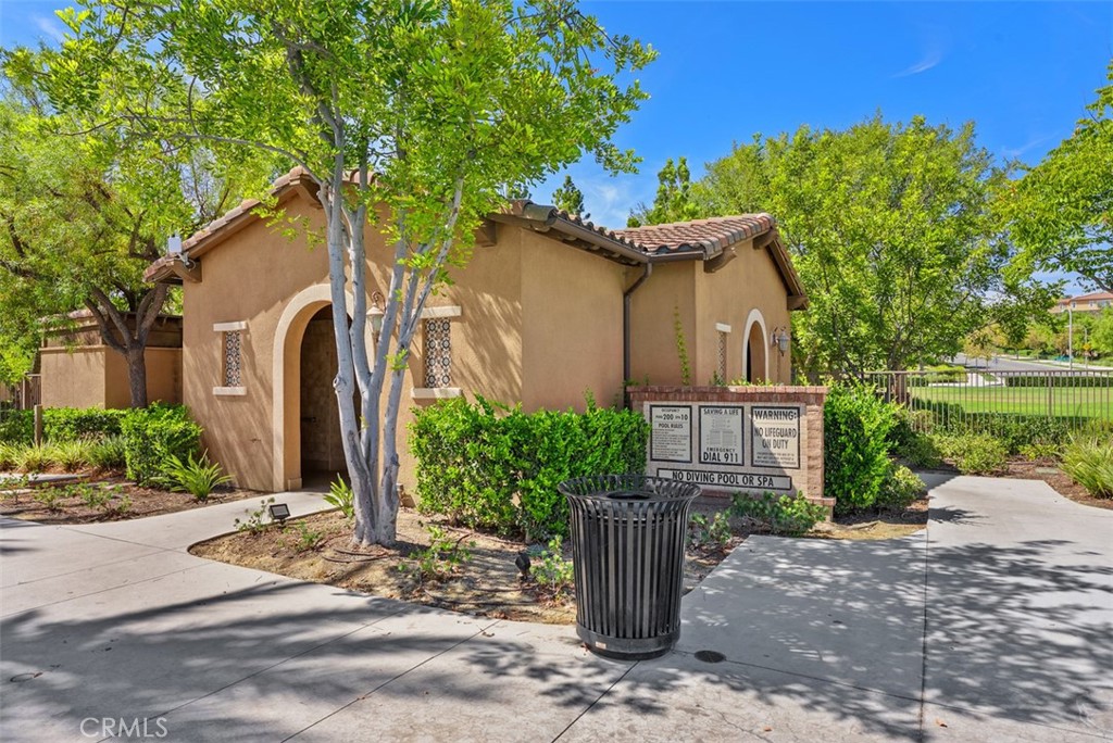 2992 E Coalinga