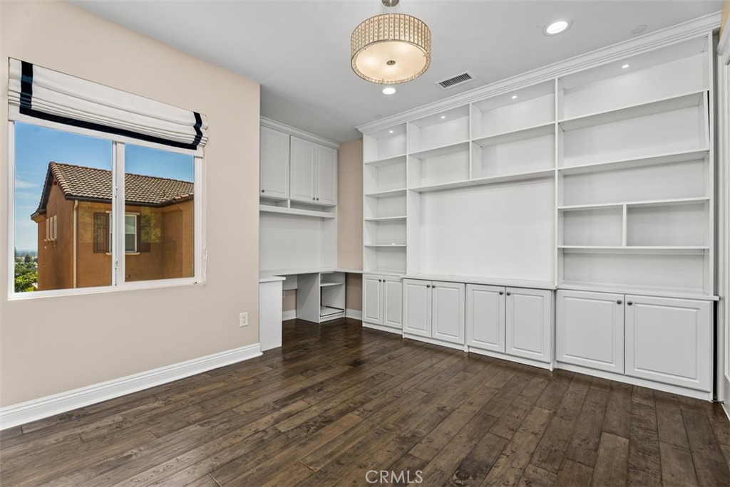 2992 E Coalinga