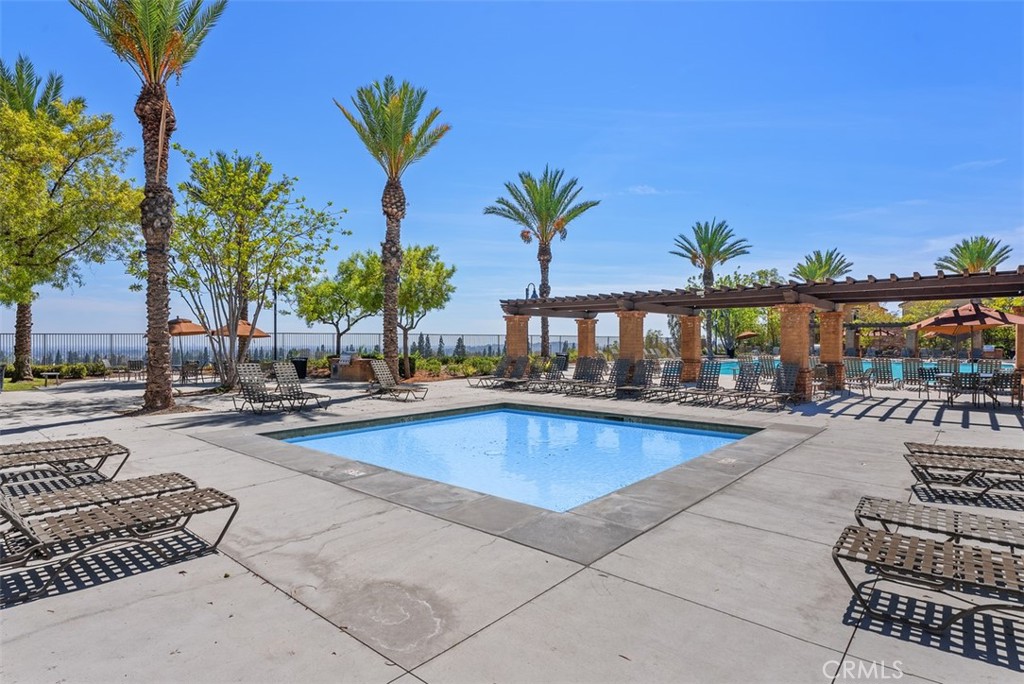 2992 E Coalinga