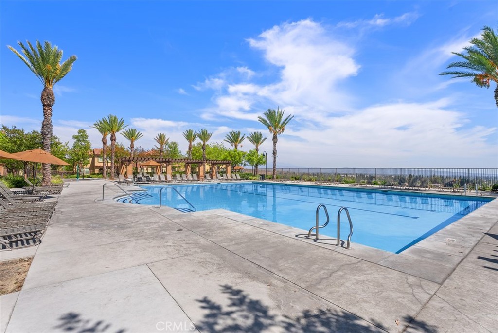 2992 E Coalinga