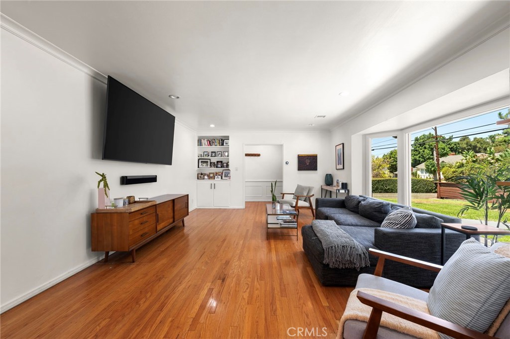 11736 Beverly Drive