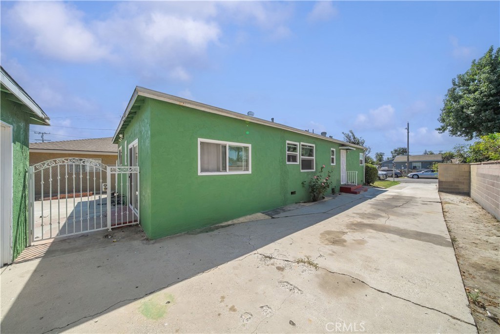 901 W 134th