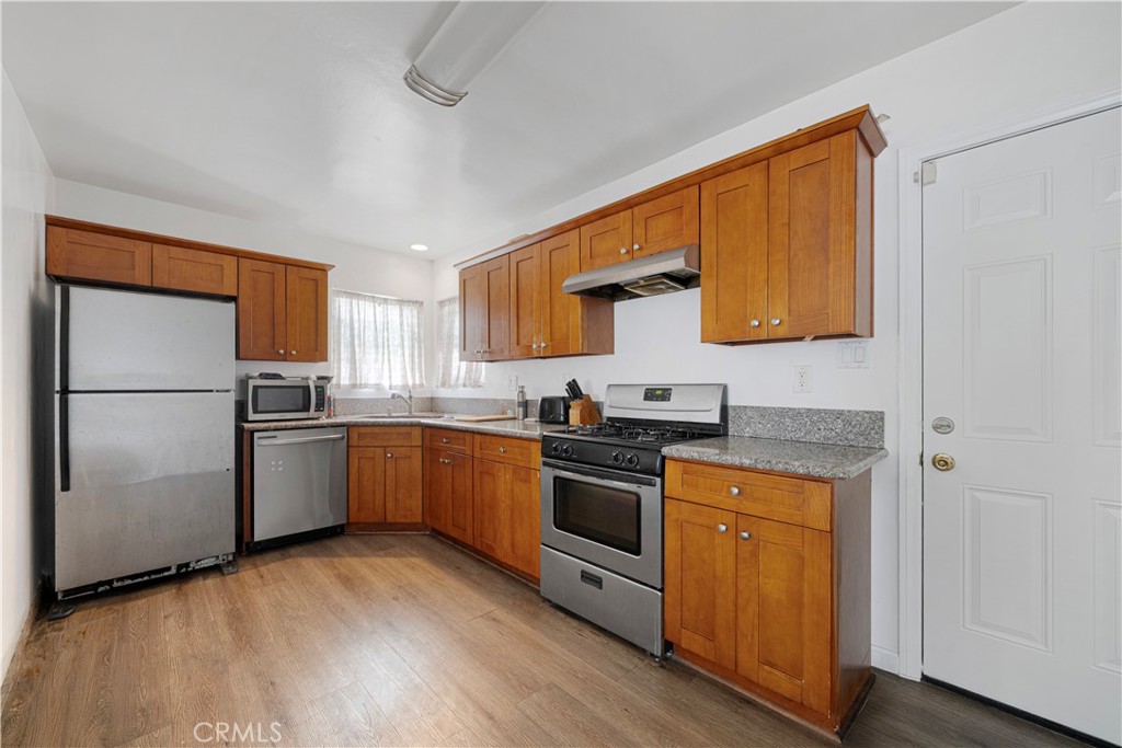 901 W 134th