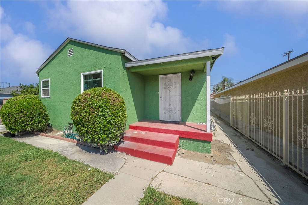 901 W 134th