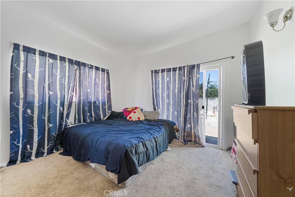 901 W 134th